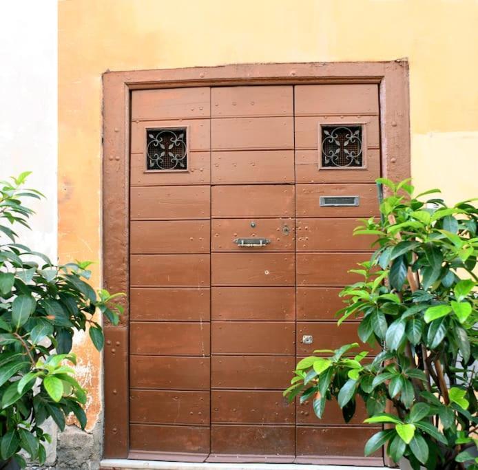 Locanda Cappellari - Campo De' Fiori Рим Екстер'єр фото