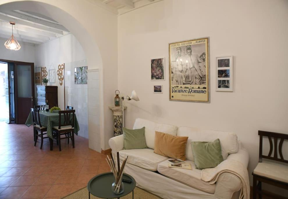 Locanda Cappellari - Campo De' Fiori Рим Екстер'єр фото
